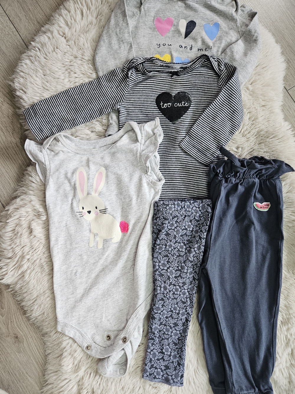 Baby Girl 5 Piece Outfit Set 6 Months Bunny Long Sleeve Bodysuits Floral Pants 6